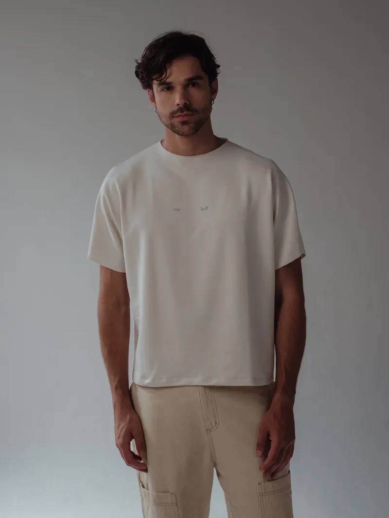 ONE HALF BOXY CUT T-SHIRT - VANILLA